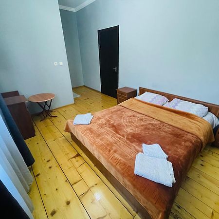 Guesthouse Am Museum Mestia Ngoại thất bức ảnh