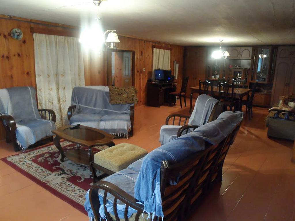 Guesthouse Am Museum Mestia Ngoại thất bức ảnh