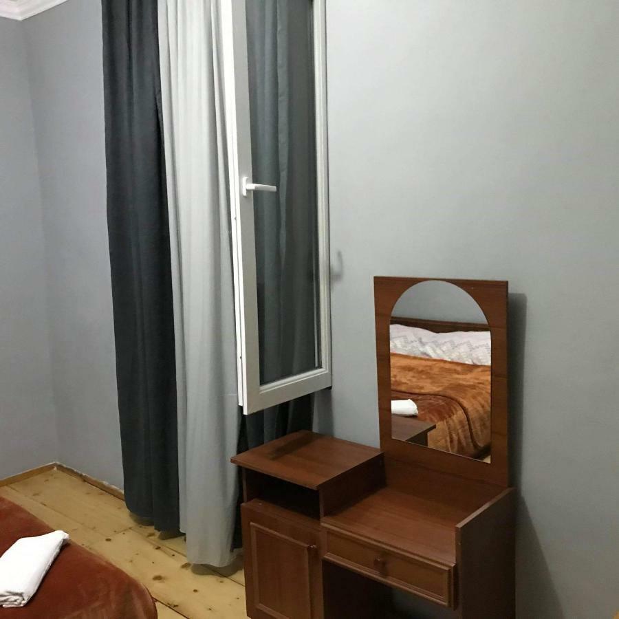 Guesthouse Am Museum Mestia Ngoại thất bức ảnh